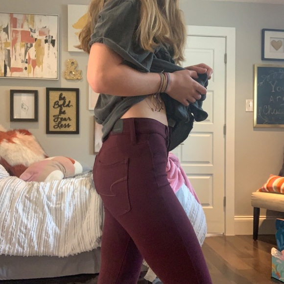 American Eagle Jeans - Picture 2 of 4